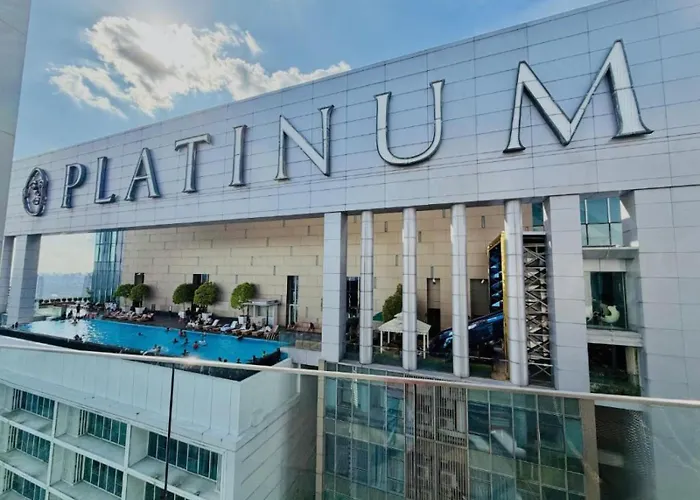 The Platinum Klcc By Comfort Suites