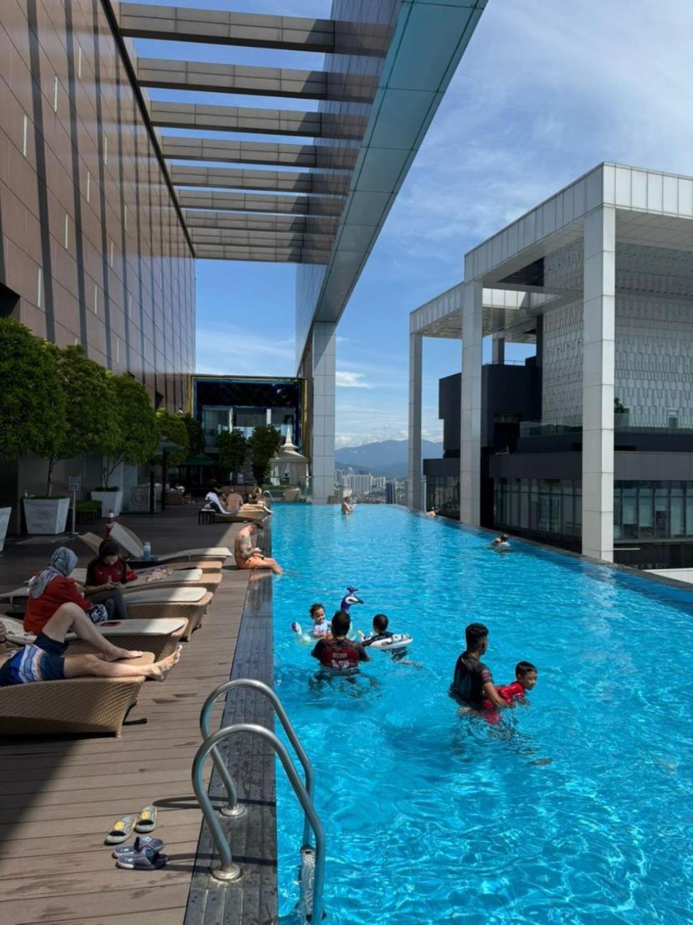 The Platinum Klcc By Comfort Apartment *